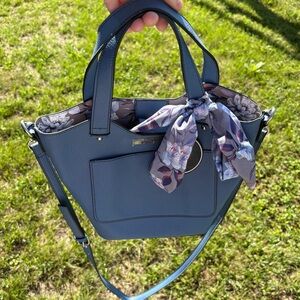 NWT STEVE MADDEN Blue Leather Purse with Scarf Accent and inside florals
